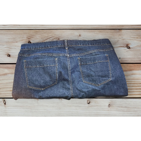 Women's Old Navy Sweet Heart Jeans - Picture 2 of 7